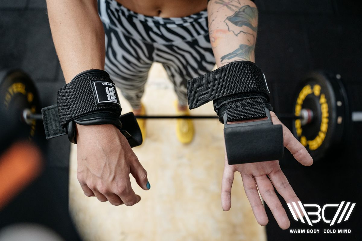 Lifting Hooks vs Straps What’s Best For You?