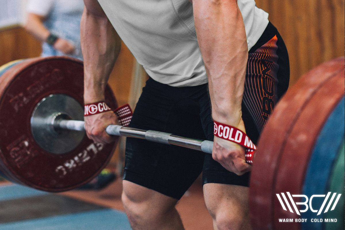 Lifting Hooks vs Straps What’s Best For You?