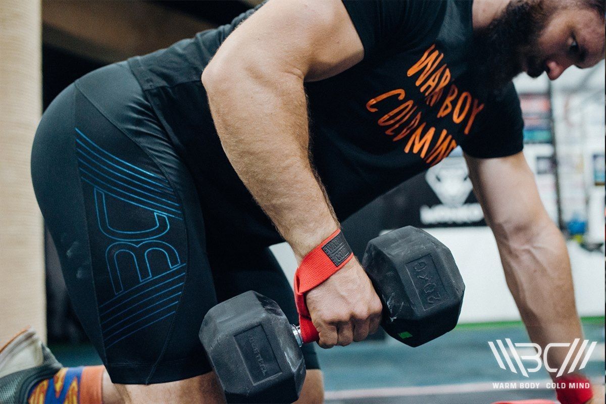 Can You Use Straps In Powerlifting? Rules Explained