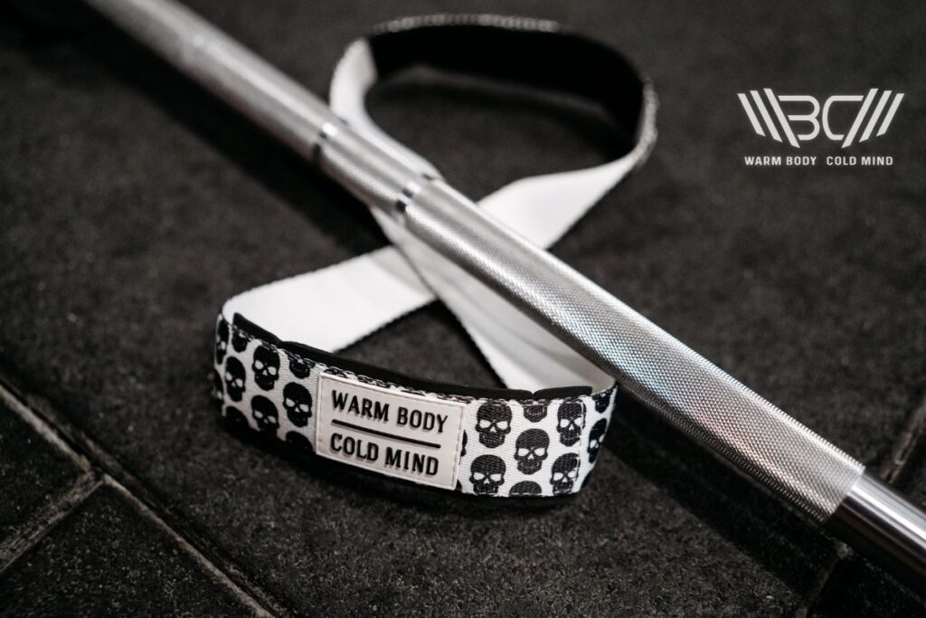 Can You Use Straps In Powerlifting? Rules Explained