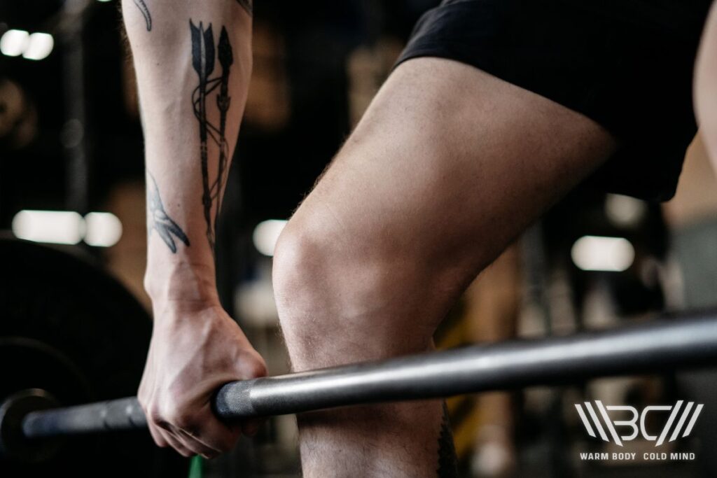10 Best Cues For the Deadlift Knee Flexion