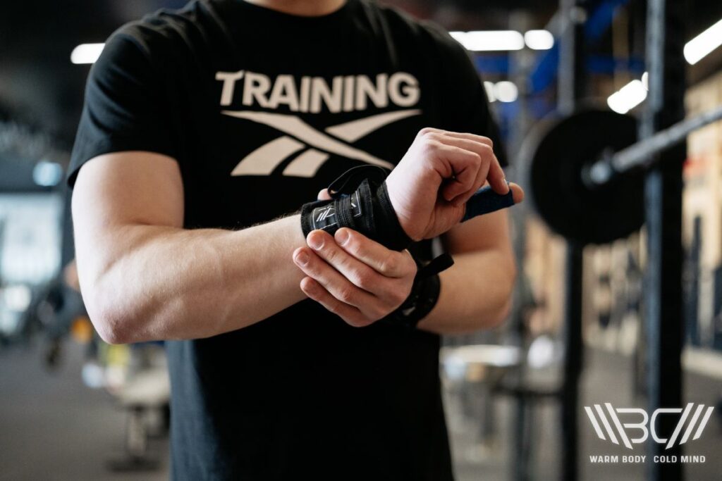 Using Wrist Wraps for Powerlifting
