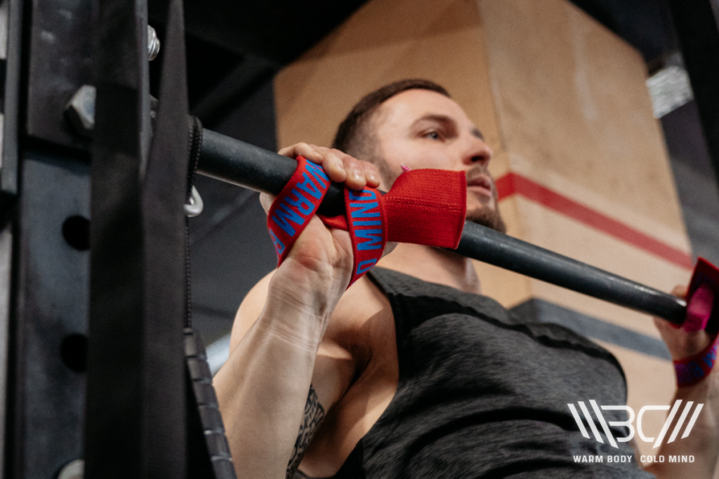 9 Best Wrist Wraps for Powerlifting in 2024 – Torokhtiy Weightlifting