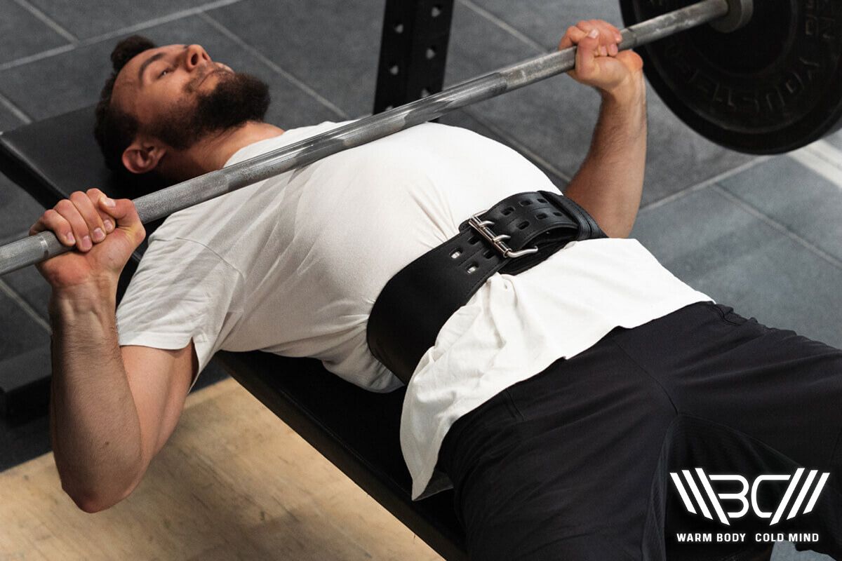 Should You Wear a Belt For Bench Press? (PhD Explains)