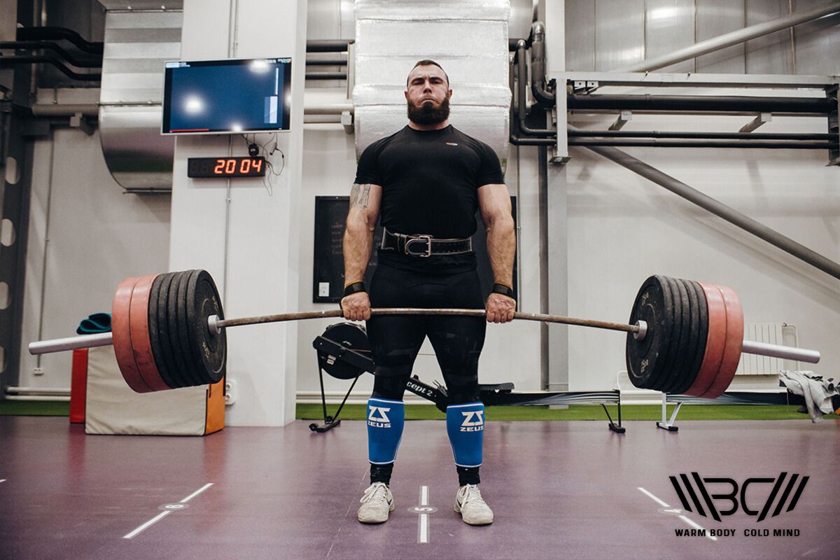 Should You Wear a Lifting Belt For Deadlift? (PhD Explains)