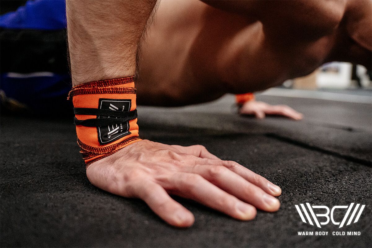 Wrist Support for PushUps Using Wrist Wraps for Strengthening