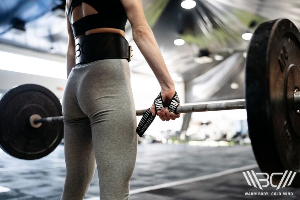 When Buying Women's Weightlifting Belts