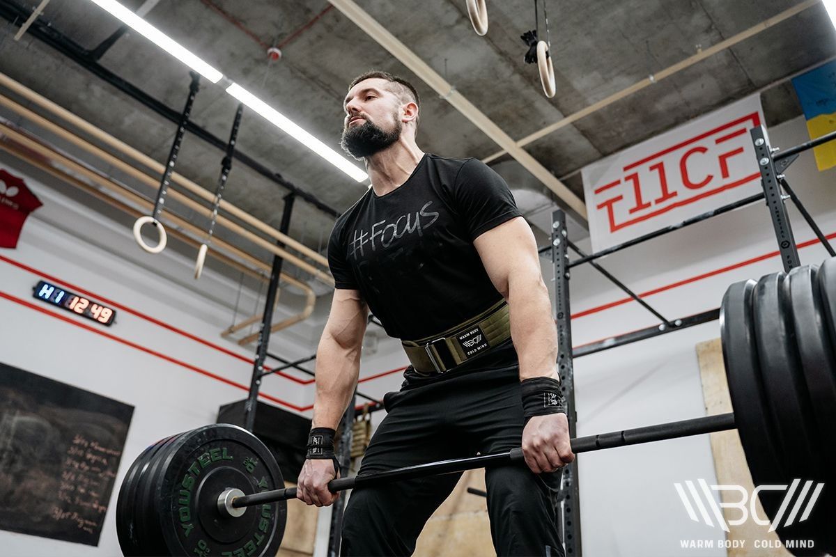 Wrist Wraps For Deadlifts: Are They Worth It?