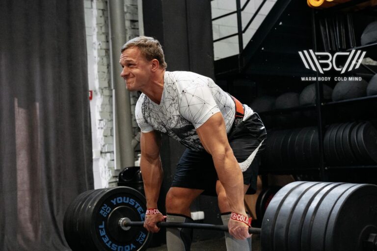 Deadlift Progression 101: Guide, Tips, and Exercises