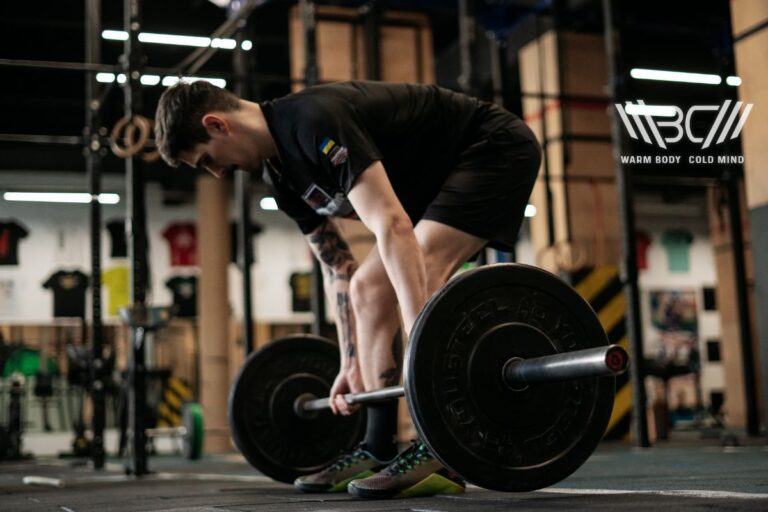 Bad Deadlift Form: 8 Common Mistakes and How to Fix Them